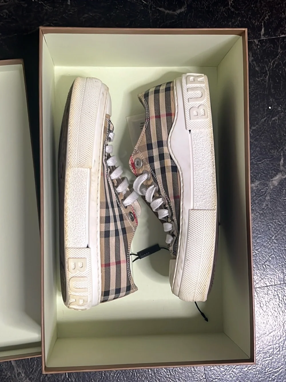 Burberry Beige Nova Check Low-Top Sneakers with White Laces